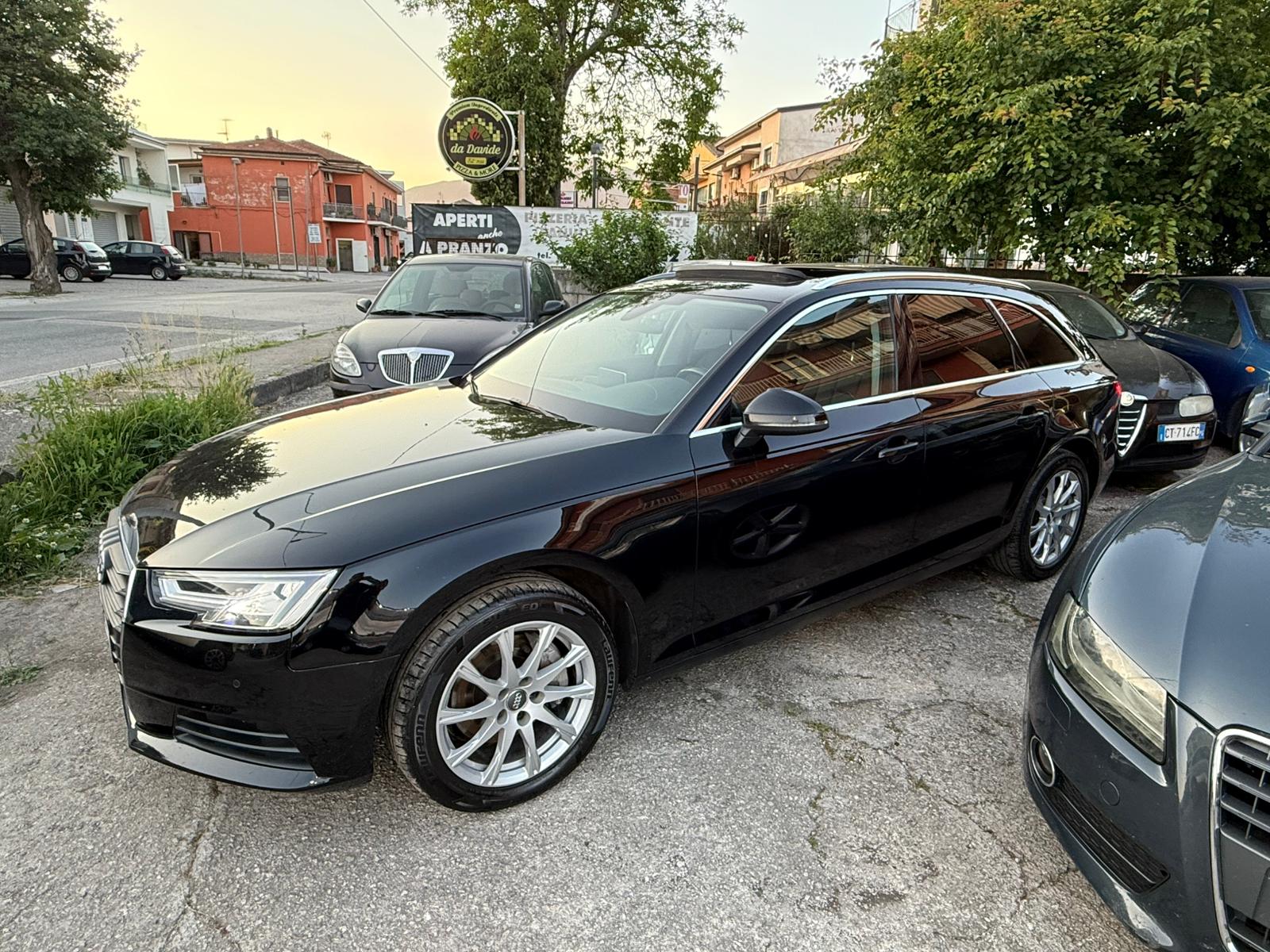 
Audi A4 avant 2.0 TDI 190 CV full									