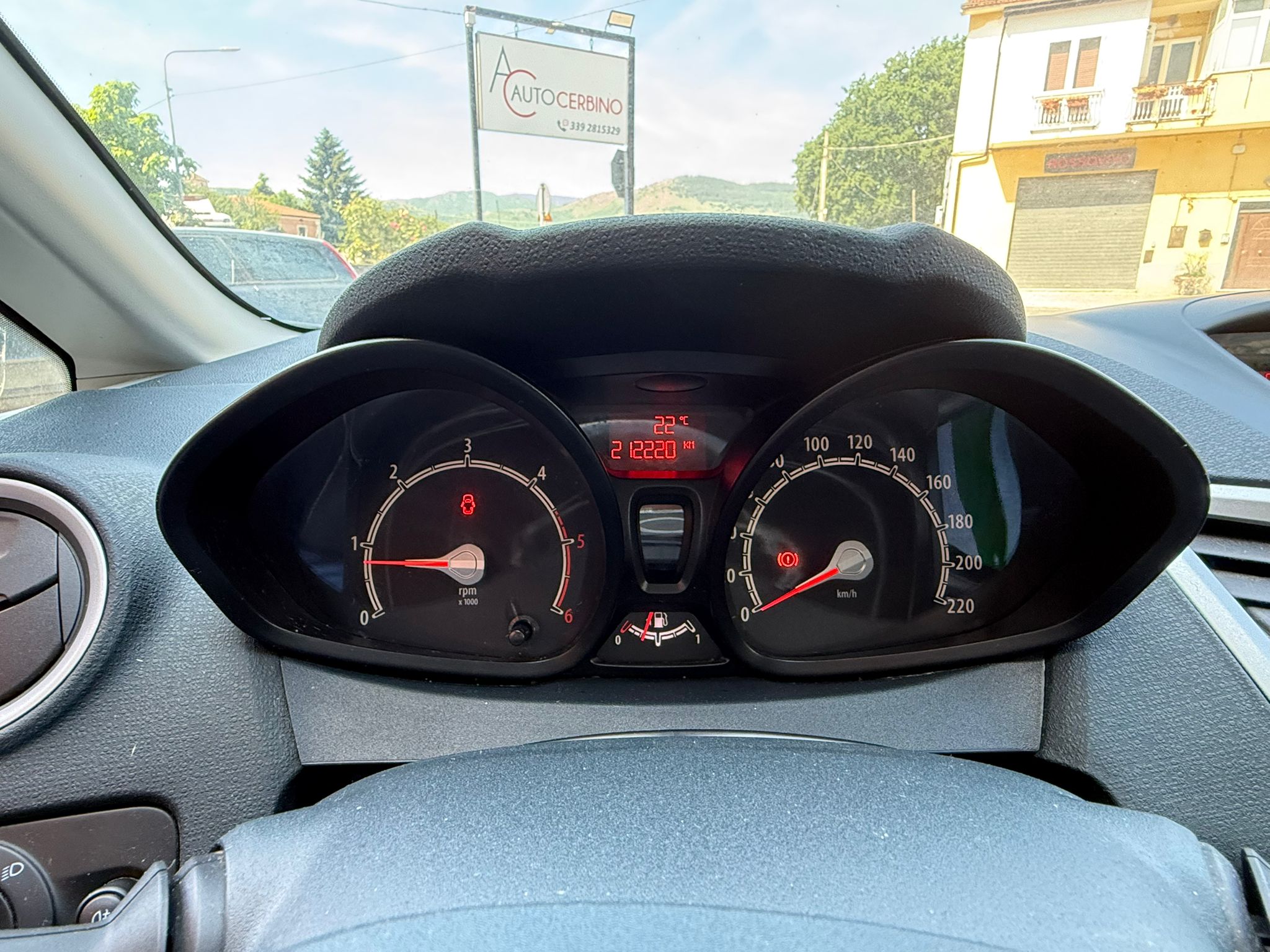 
Ford Fiesta 1.4 TDCI 2012 full									