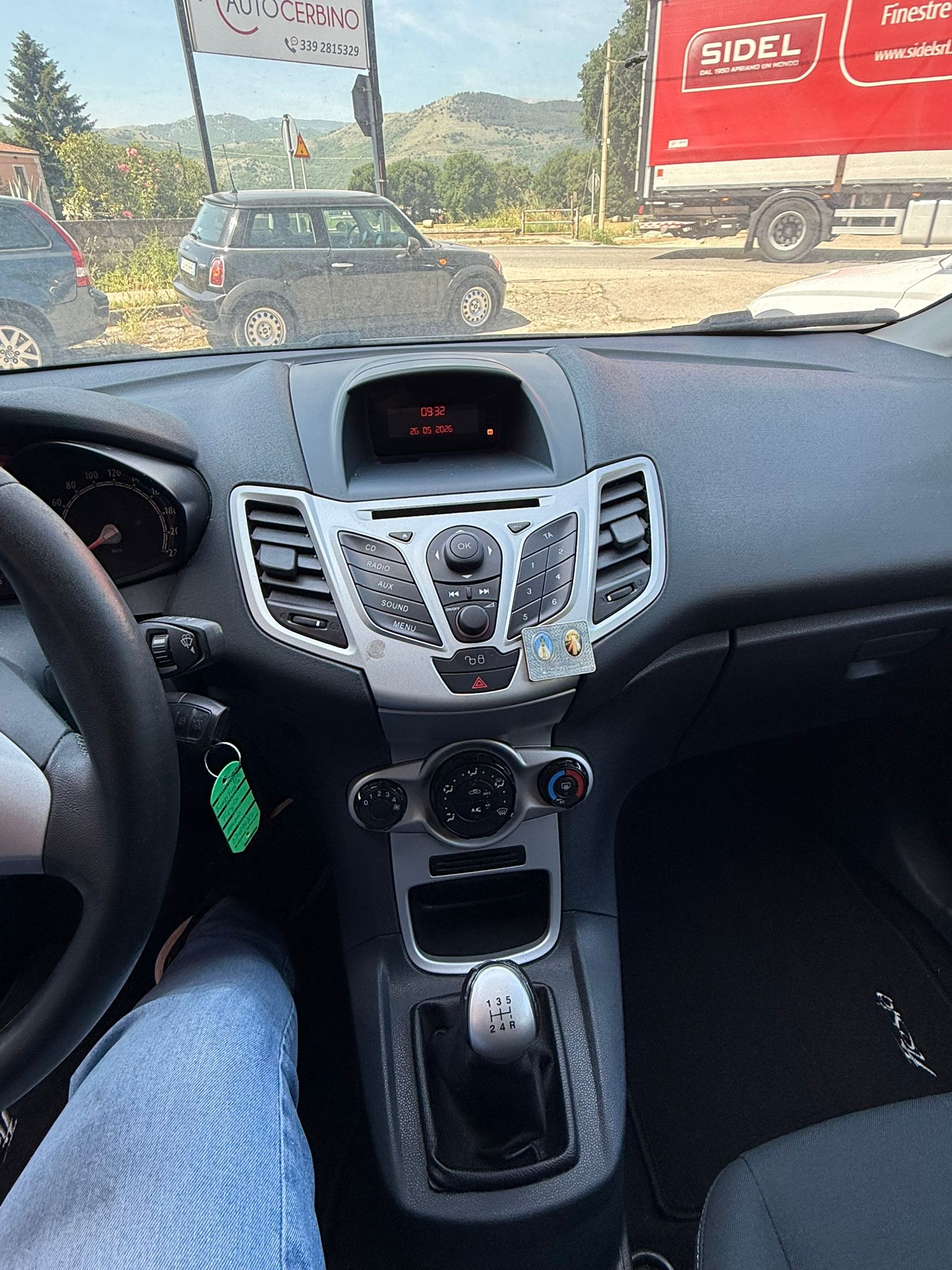 
Ford Fiesta 1.4 TDCI 2012 full									