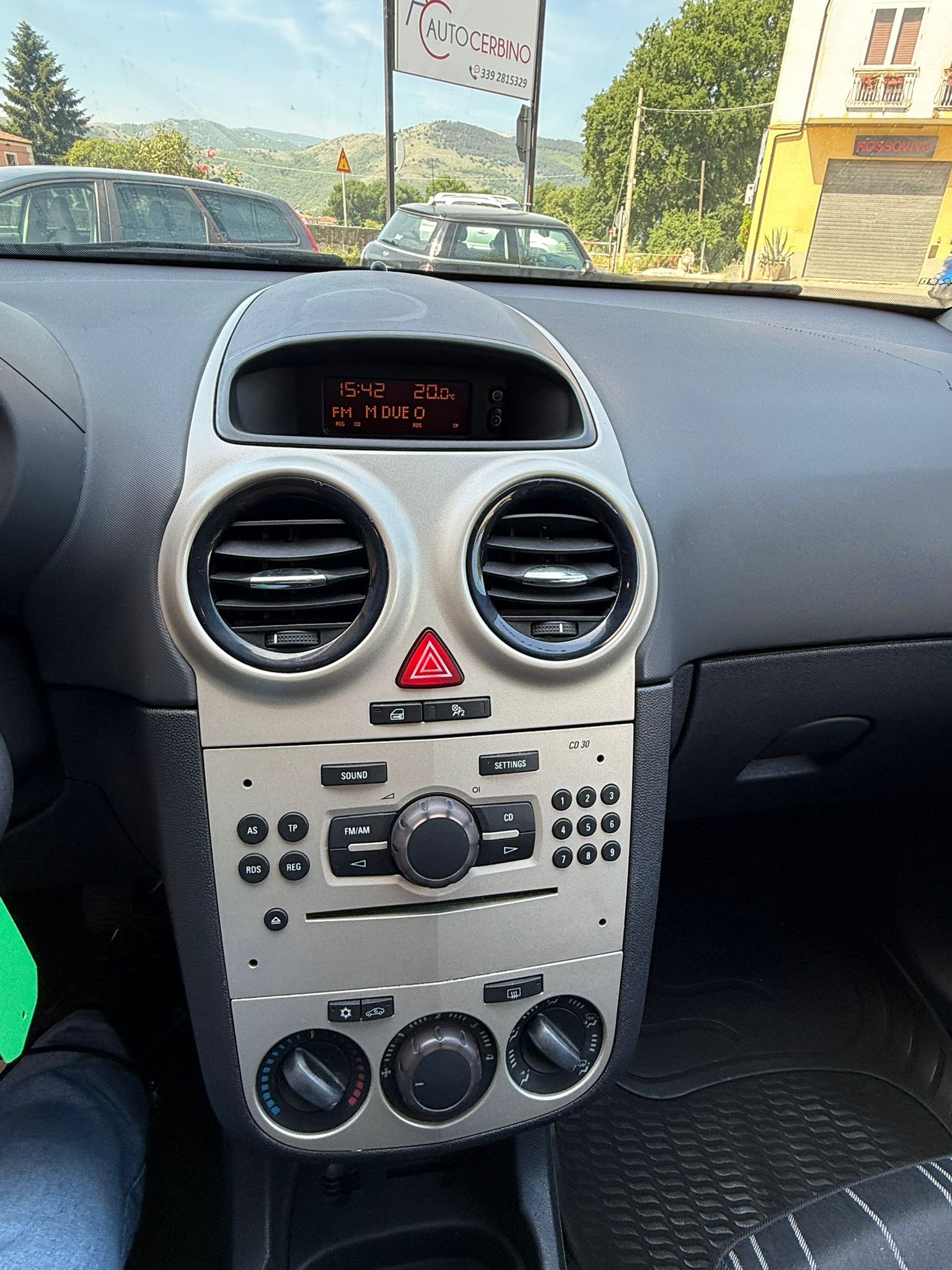 
OPEL Corsa 1.3 CDTI 2007 full									