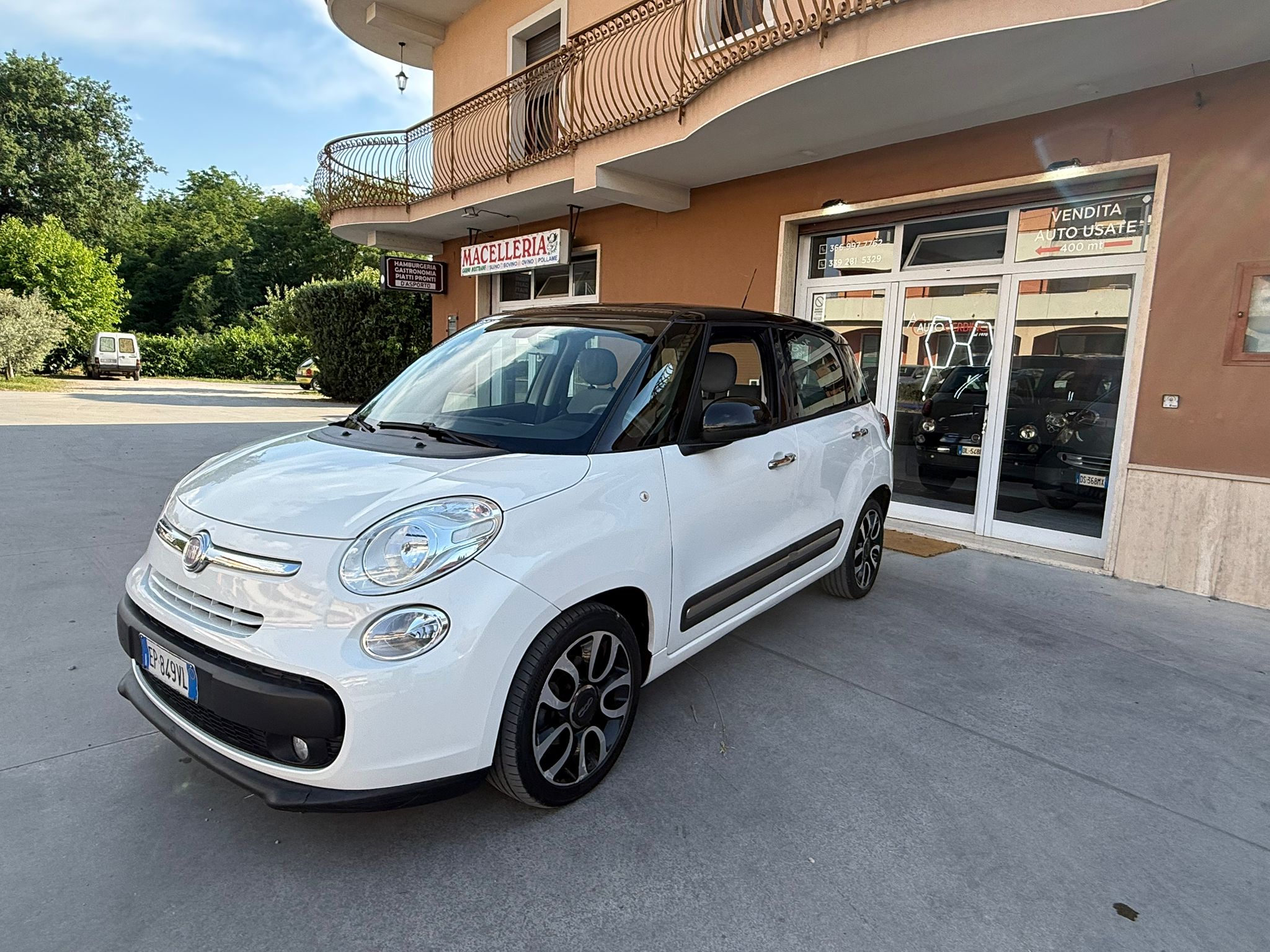 
Fiat 500L 1.3 mjt Lounge 2013 full									