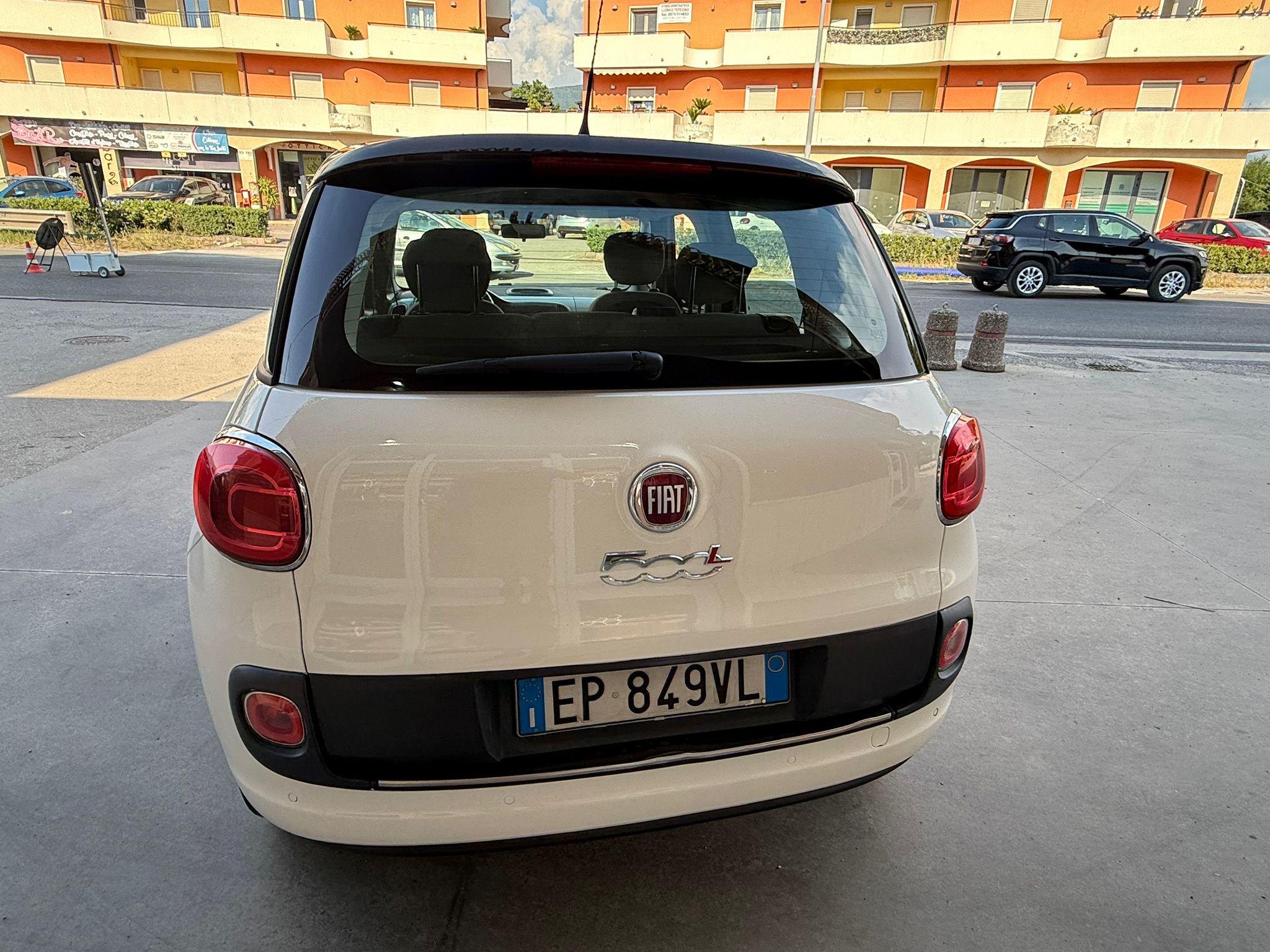 
Fiat 500L 1.3 mjt Lounge 2013 full									