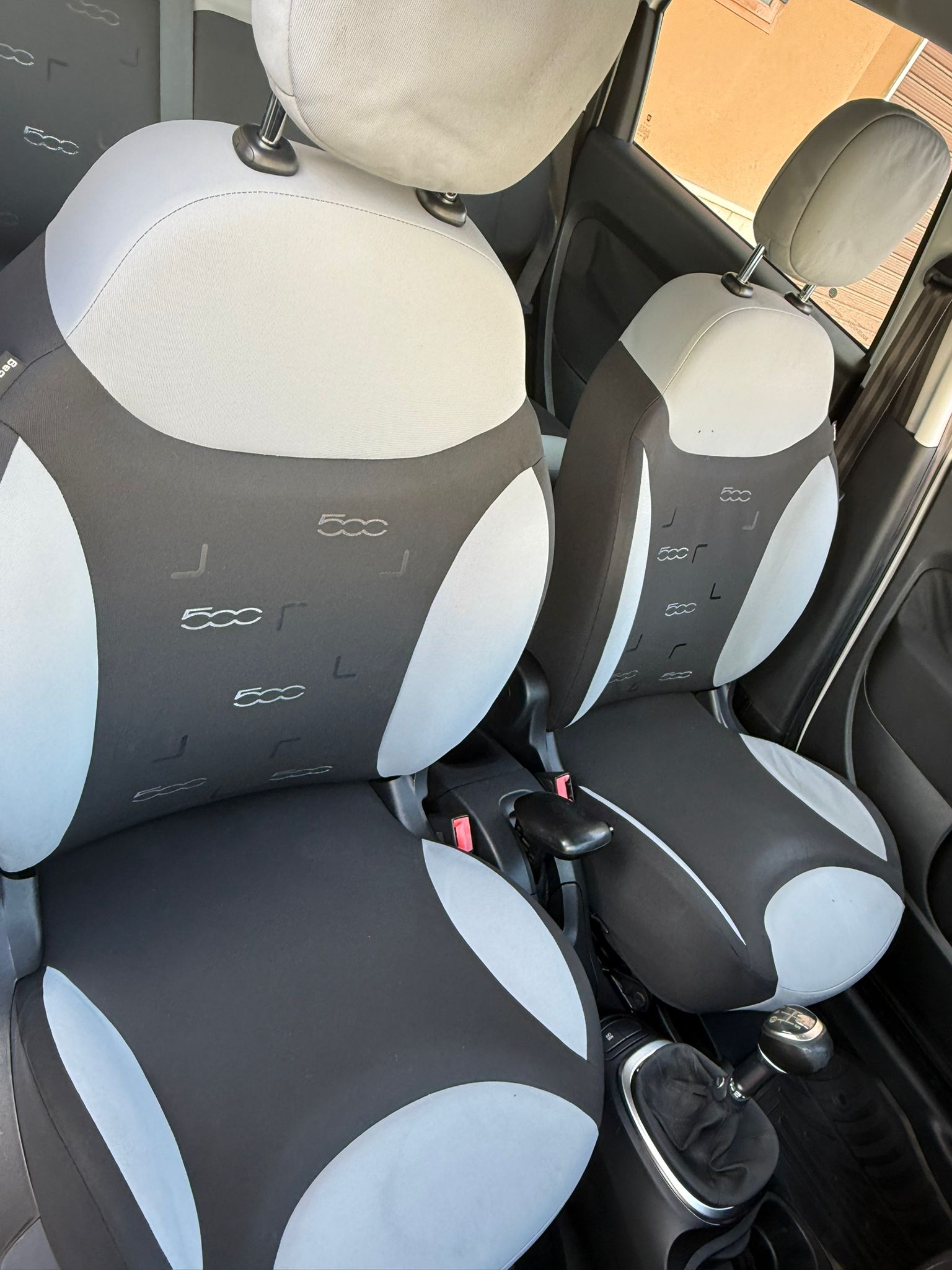 
Fiat 500L 1.3 mjt Lounge 2013 full									