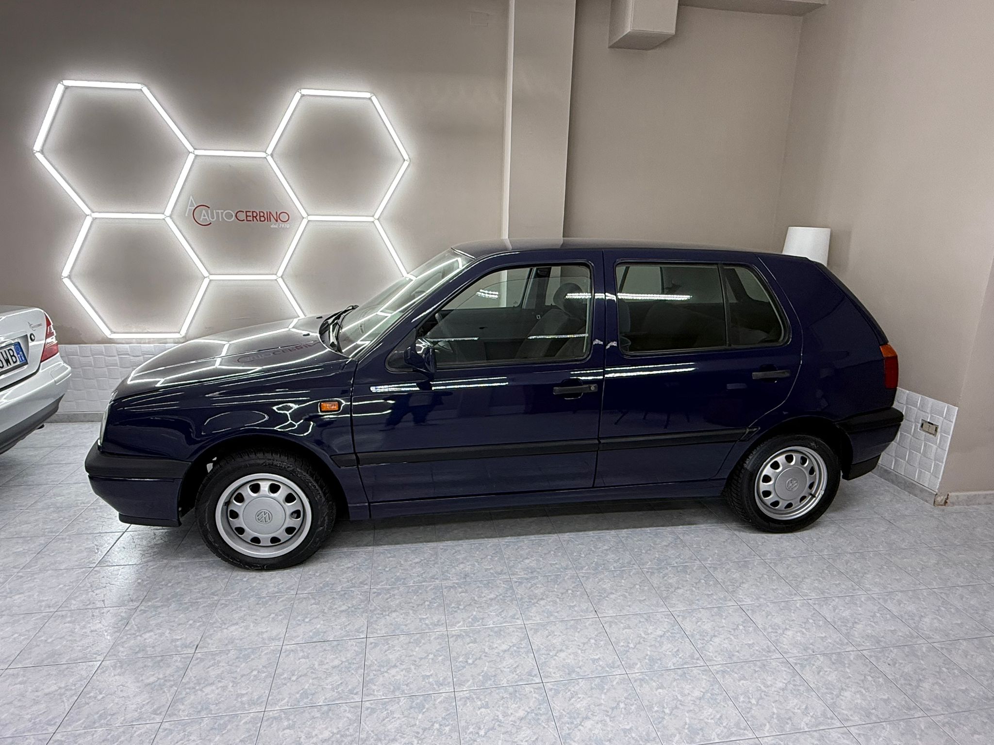 
Volkswagen golf III 1.9 tdi 90cv full									