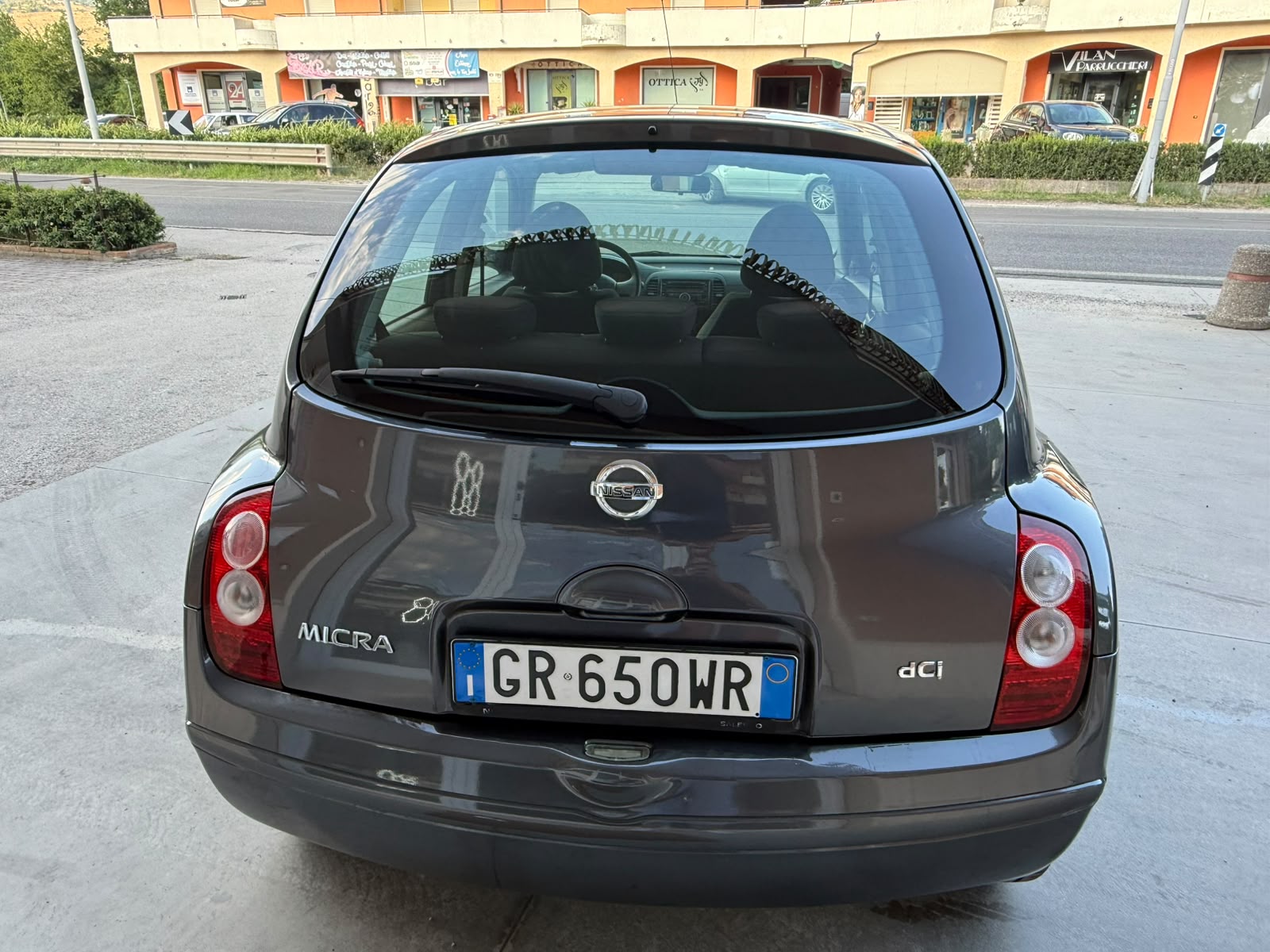 
Nissan micra 1.5 dci 2009 full									