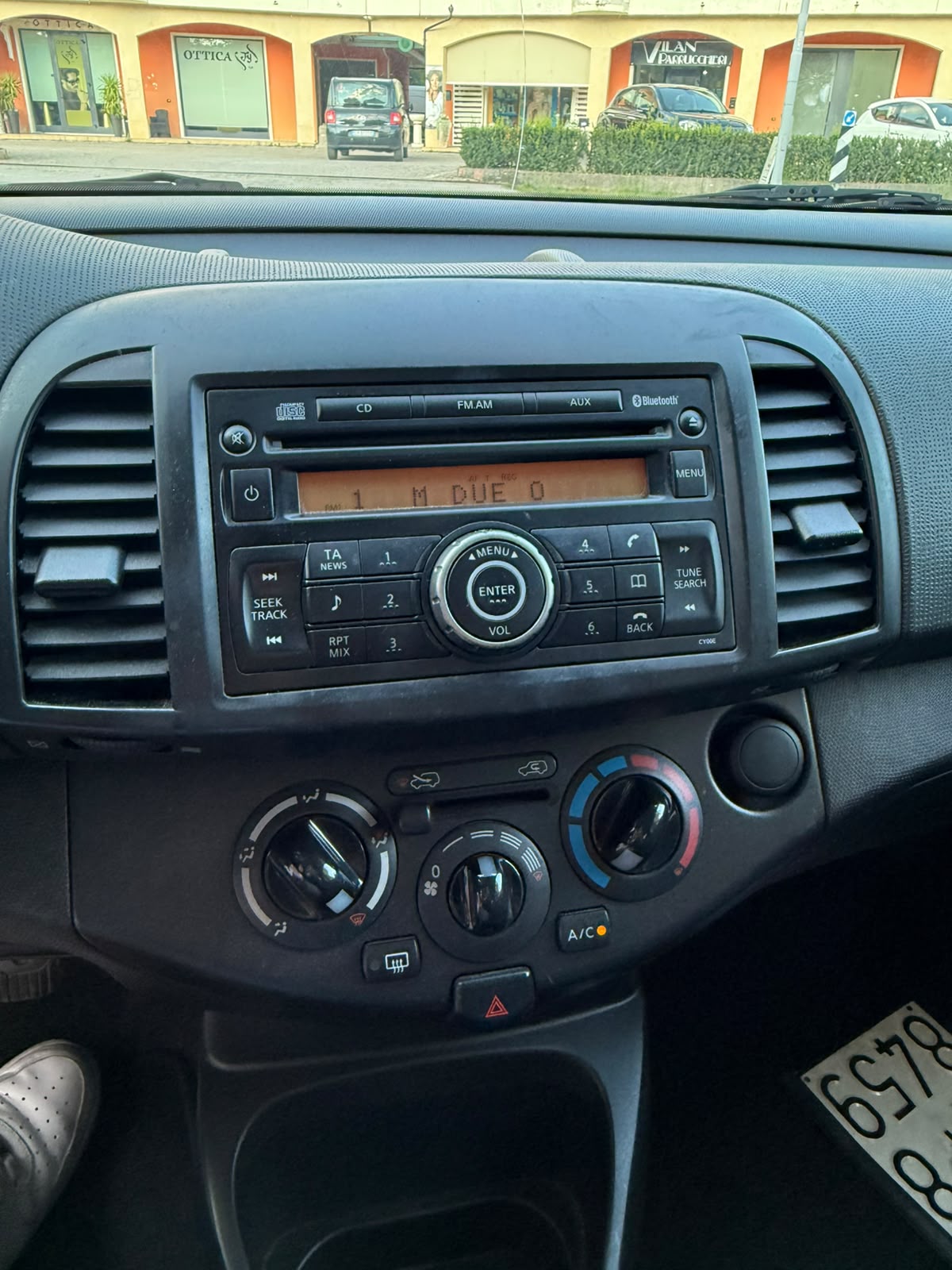 
Nissan micra 1.5 dci 2009 full									