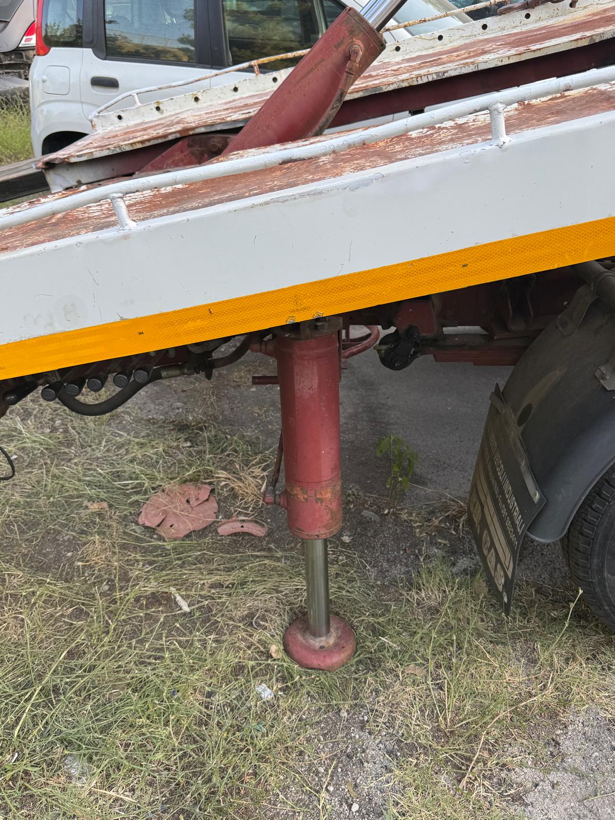 
Carroattrezzi OM 50nc10 full									