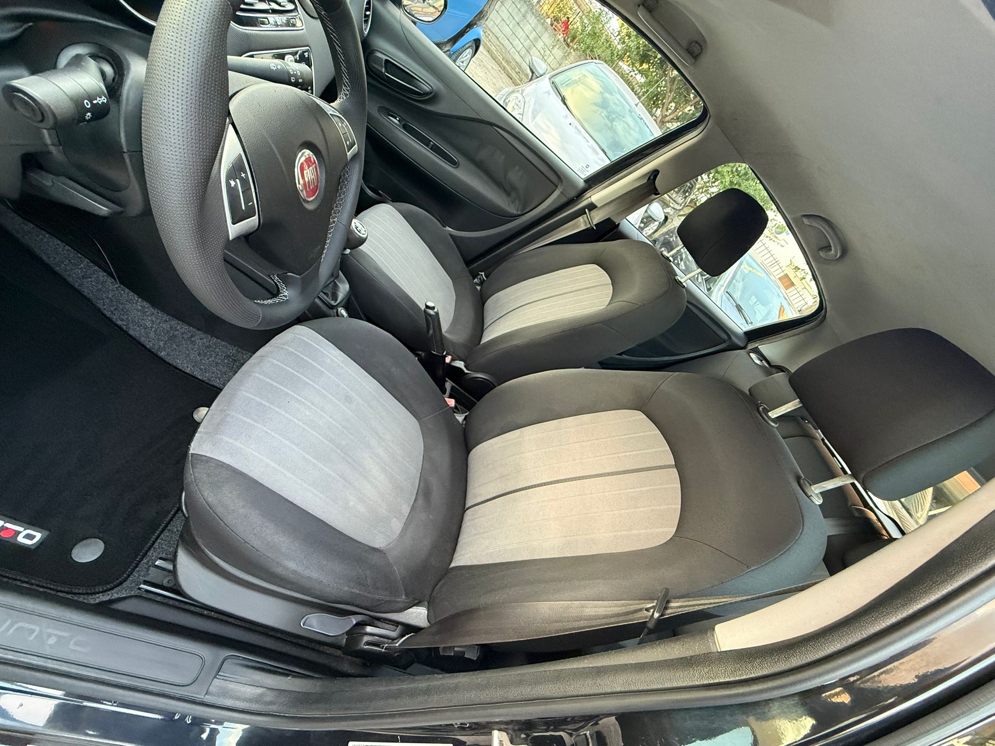 
Fiat Punto 1.2 gpl 2017 full									