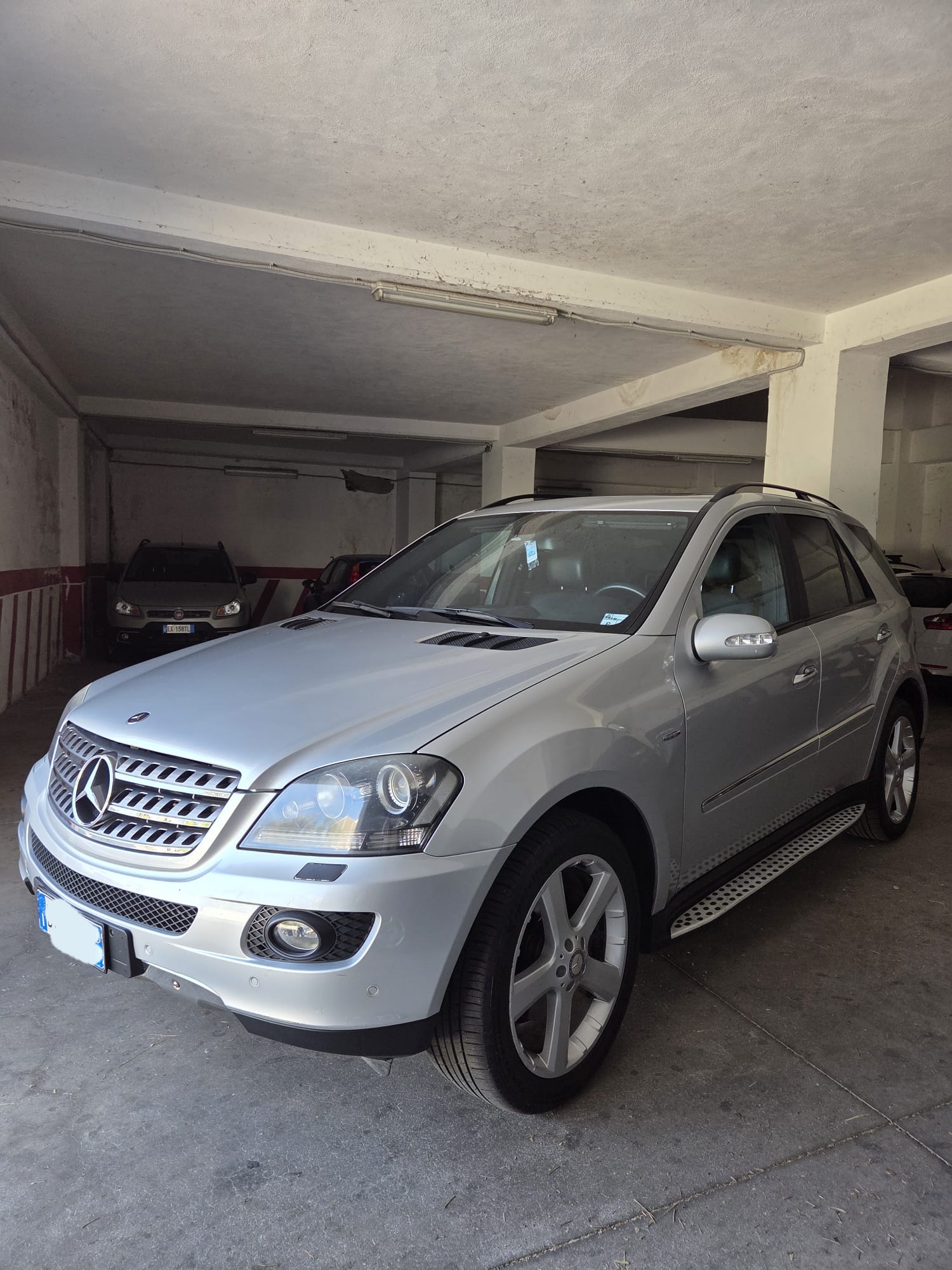 
								Mercedes-Benz ML 320 CDI 4matic 2009 full									
