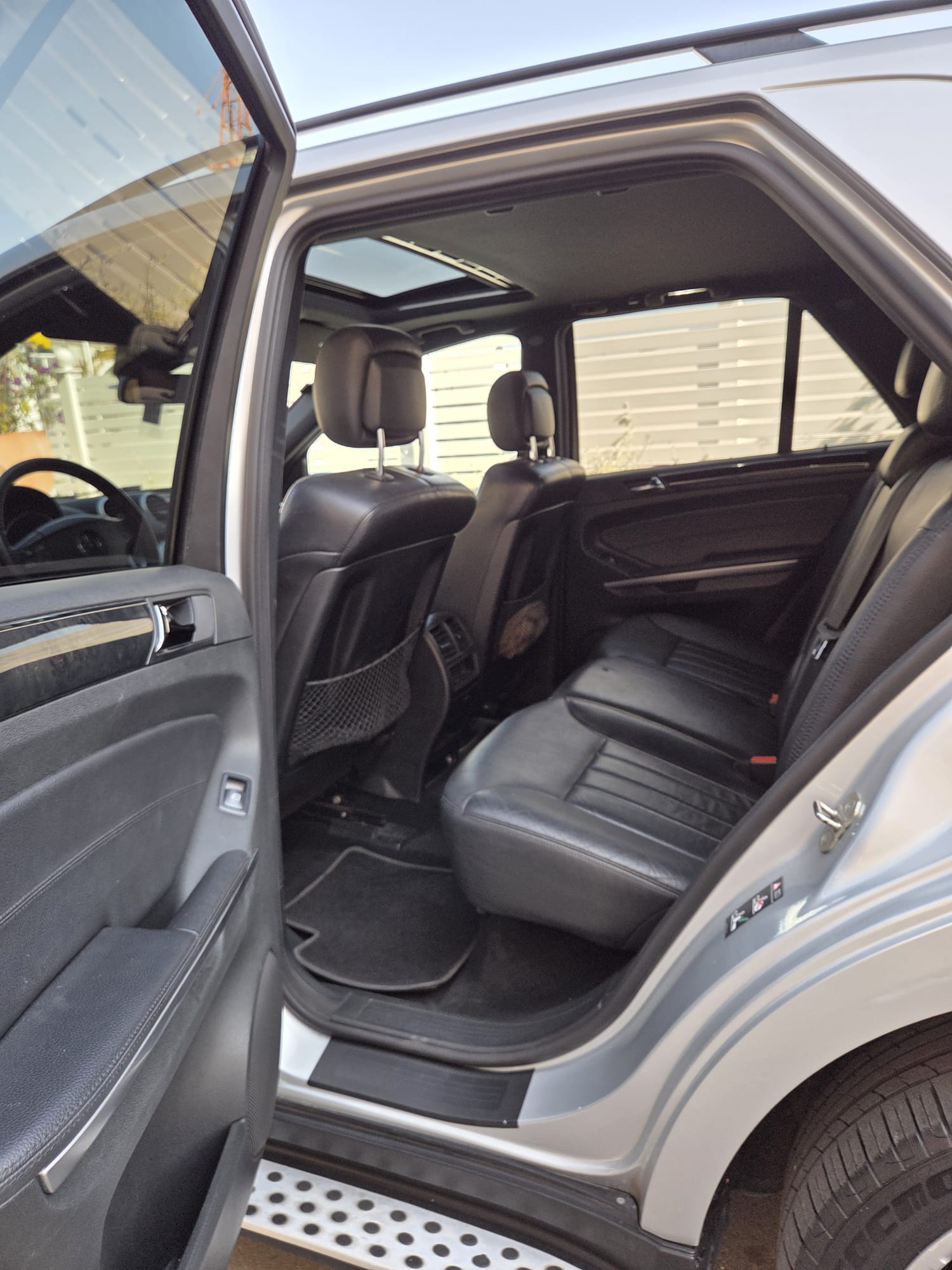 
								Mercedes-Benz ML 320 CDI 4matic 2009 full									