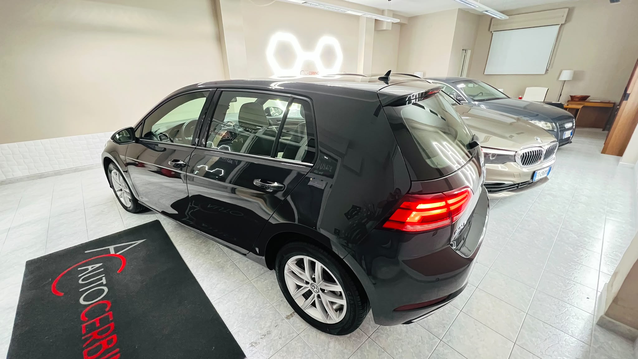 
								Volkswagen Golf Golf VII 2017 5p 5p 1.6 tdi Highline 115cv full									