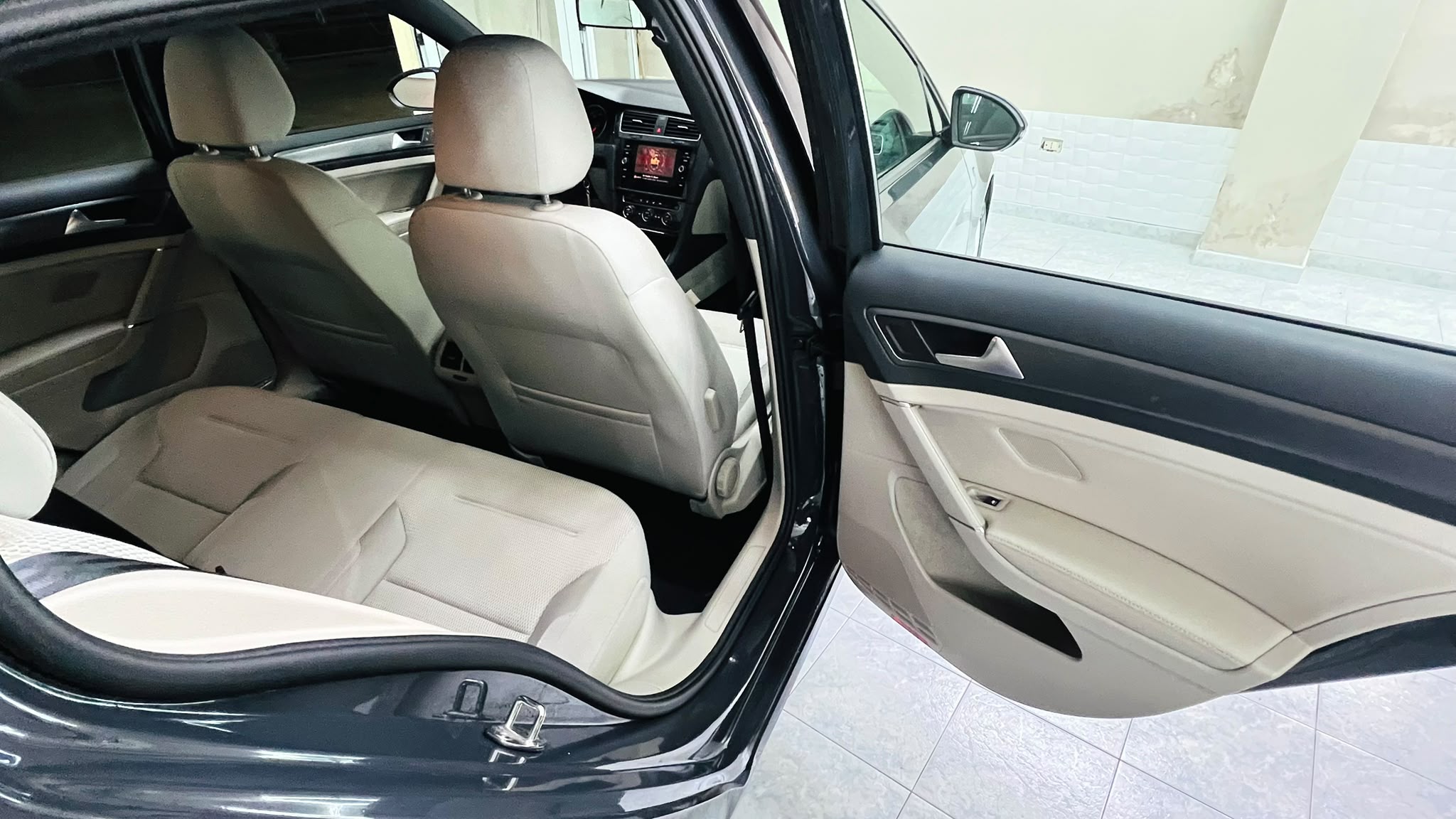 
								Volkswagen Golf Golf VII 2017 5p 5p 1.6 tdi Highline 115cv full									
